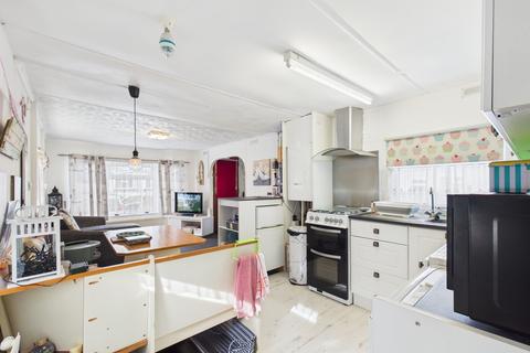 undefined, Oaktree Avenue, Thatcham, RG19