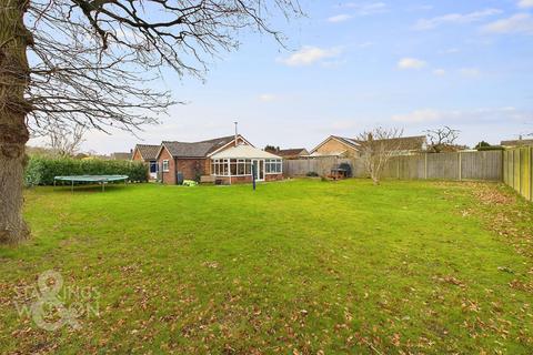 5 bedroom detached bungalow for sale, Hillside, Norwich NR14