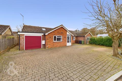 5 bedroom detached bungalow for sale, Hillside, Norwich NR14
