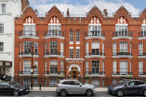 2 bedroom flat for sale, Portman Mansions, London W1U