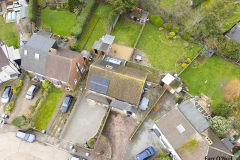 3 bedroom semi-detached house for sale, Boxted Close, Buckhurst Hill, IG9