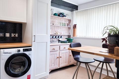 undefined, Clos Alltygog, Pontarddulais SA4