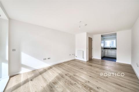 1 bedroom flat to rent, Wharncliffe Mews, London, SW4