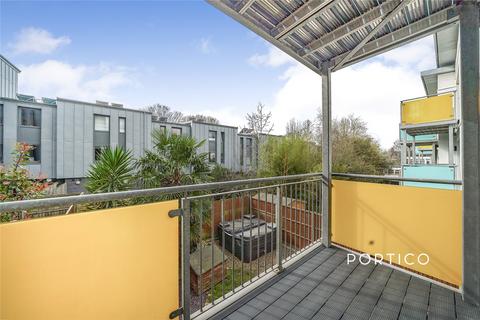 1 bedroom flat to rent, Wharncliffe Mews, London, SW4