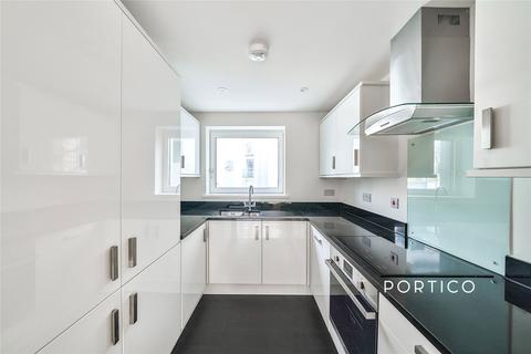 1 bedroom flat to rent, Wharncliffe Mews, London, SW4