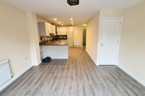 2 bedroom house to rent, Albion Cottages, London Road, Macclesfield