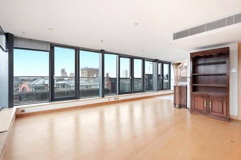 undefined, Tea Trade Wharf, Shad Thames, London, SE1