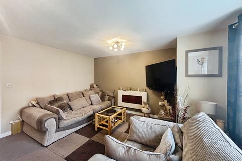 2 bedroom flat for sale, Ashover Road, Kenton, Newcastle upon Tyne, NE3