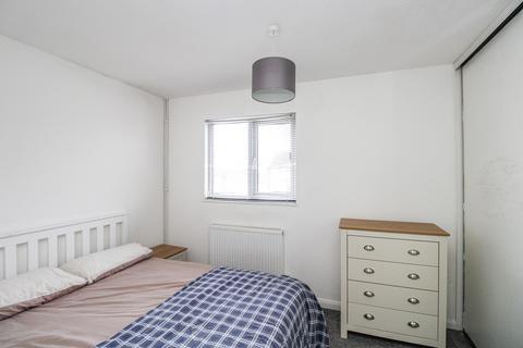 1 bedroom end of terrace house for sale, Oakfields, Worth, Crawley, West Sussex. RH10 7FL