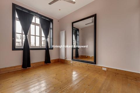 2 bedroom flat to rent, Carrara Mews, Dalston Lane, London, E8