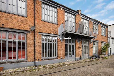 2 bedroom flat to rent, Carrara Mews, Dalston Lane, London, E8