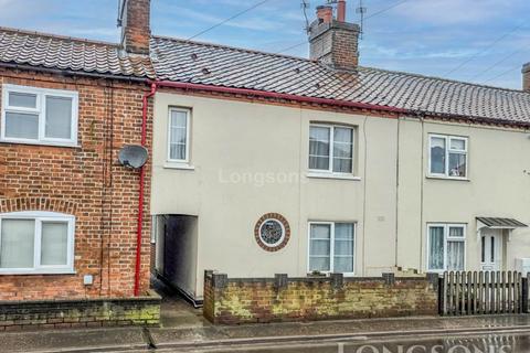 3 bedroom terraced house for sale, Shipdham Road, Dereham
