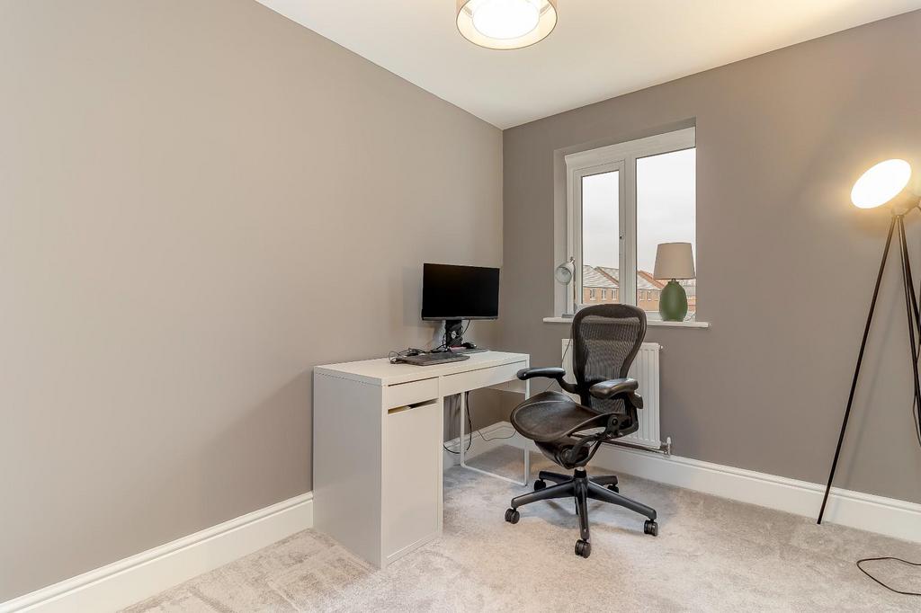 Bedroom 6 - Study.jpg