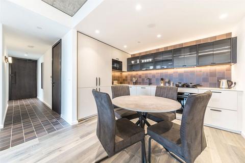2 bedroom flat to rent, Lawrence Road, London N15