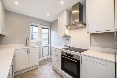 undefined, Churchview Road, Twickenham TW2