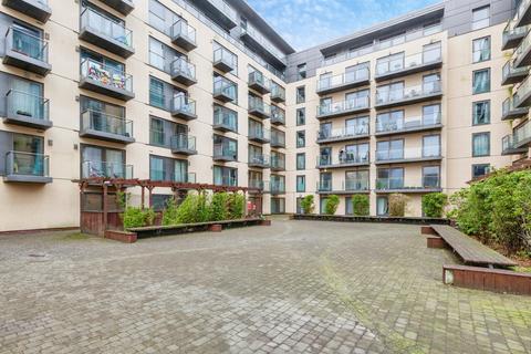 1 bedroom flat for sale, High Street, Slough