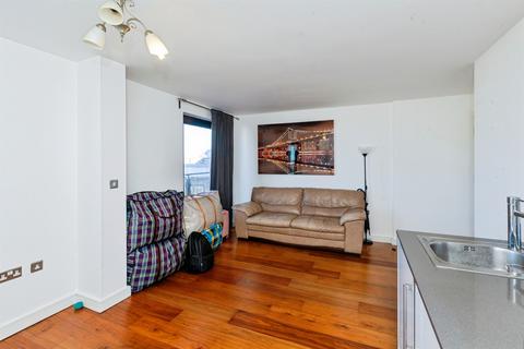 1 bedroom flat for sale, High Street, Slough