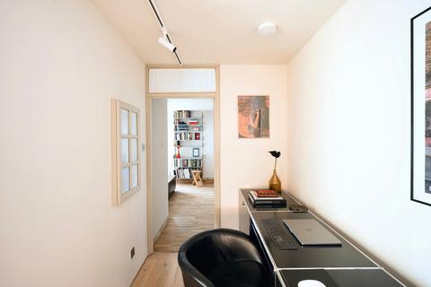undefined, Napier Grove, London N1