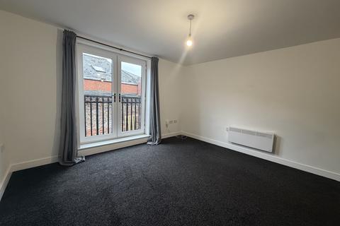 2 bedroom terraced house to rent, Kingson Court, Cape Hill, Smethwick, B66