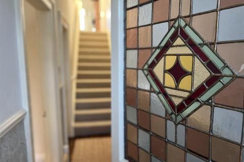 2 bedroom townhouse for sale, Victoria Embankment, Darlington