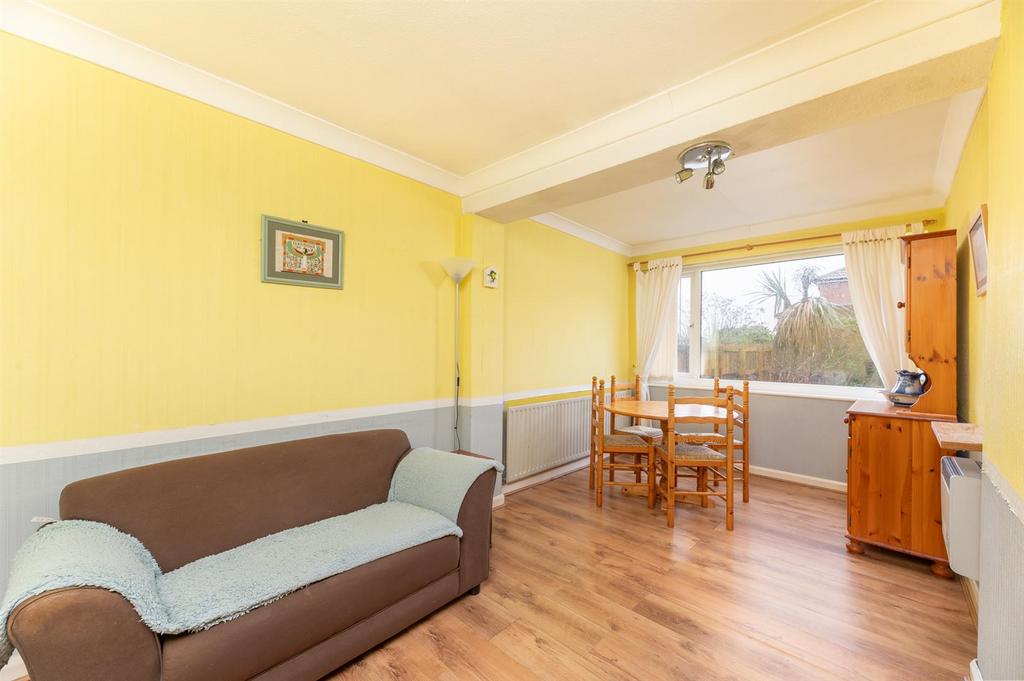 Living/Dining Room