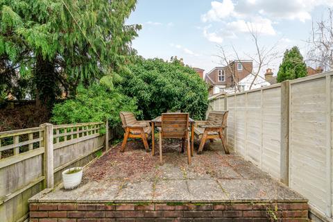 undefined, Drummond Road, Guildford, GU1