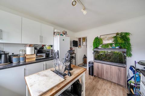 undefined, Drummond Road, Guildford, GU1