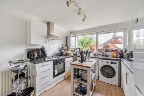 undefined, Drummond Road, Guildford, GU1