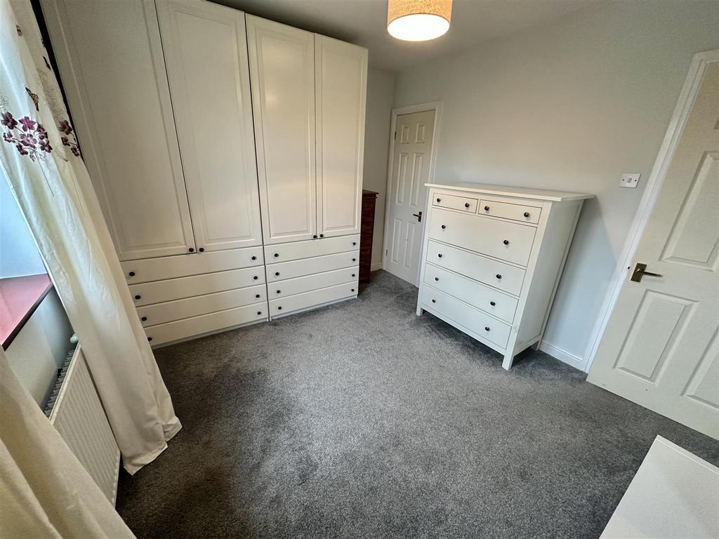 Bramleys Estate Agents - Gordon Court - Mirfield (