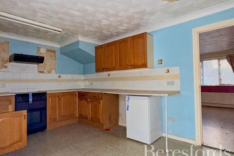 undefined, Pease Close, Hornchurch, RM12