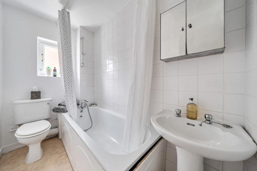 1417333-15-6995b5...