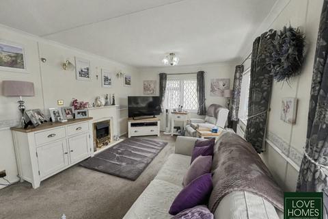 2 bedroom park home for sale, Carlton Way, Carr Bridge Residential Park, Blackpool, Lancashire, FY4 5RR