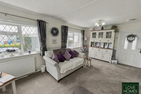 2 bedroom park home for sale, Carlton Way, Carr Bridge Residential Park, Blackpool, Lancashire, FY4 5RR
