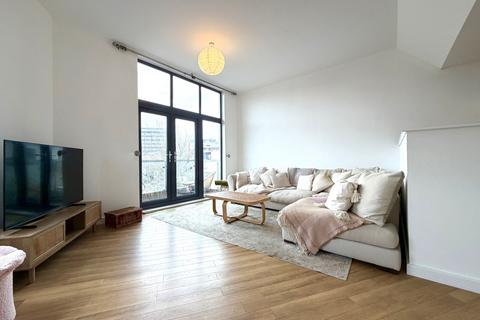 2 bedroom apartment to rent, Helen House, Rollason Way, CM14