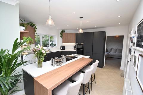 undefined, Linacre Lane, Widnes, WA8 9DN