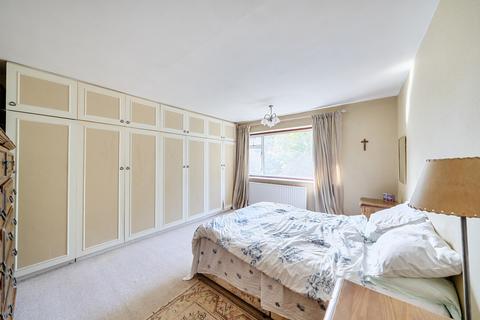 undefined, Priory Road, Bedfordshire LU5