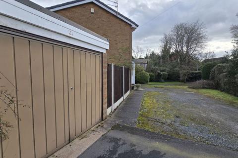 3 bedroom semi-detached house for sale, Lingfield Avenue, Sale M33