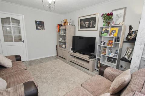 undefined, Mayfield Gardens, Carluke