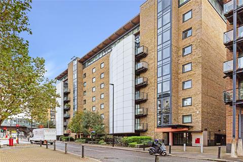 undefined, Berglen Court, E14