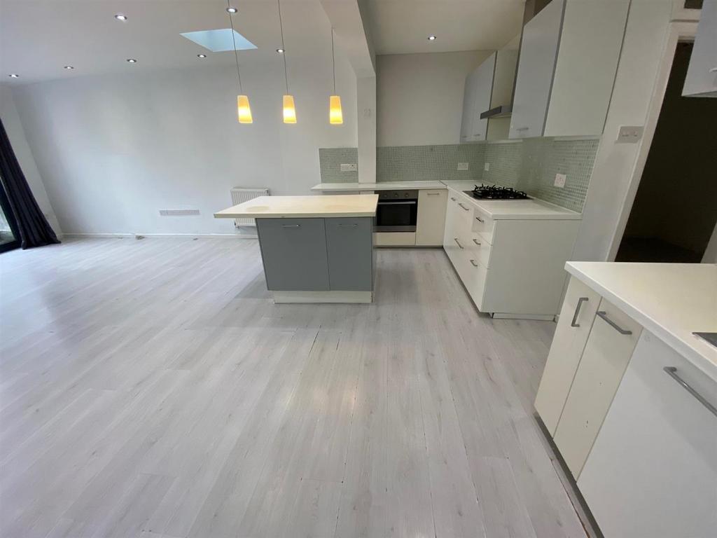 P19.jpg