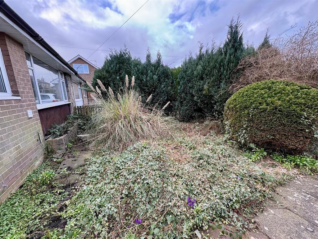 Bramleys Estate Agents - Rufford Road, Elland (9).