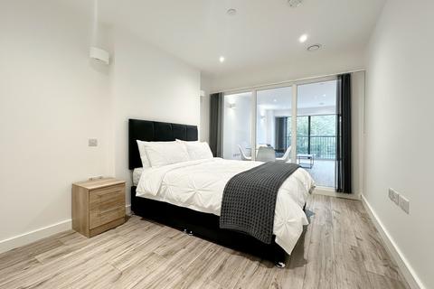 2 bedroom apartment to rent, Oxford Road, Papermill House Oxford Road, UB8