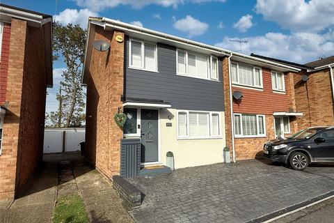 Northlands Close, Stanford-le-Hope, Essex, SS17