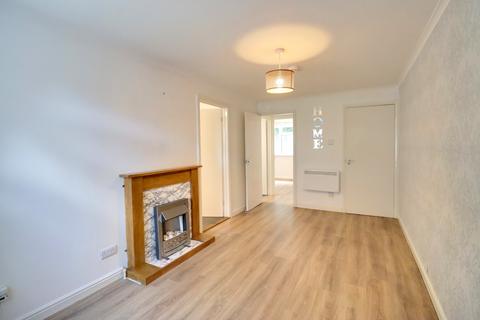 1 bedroom ground floor flat for sale, HOLLY DRIVE, WATERLOOVILLE
