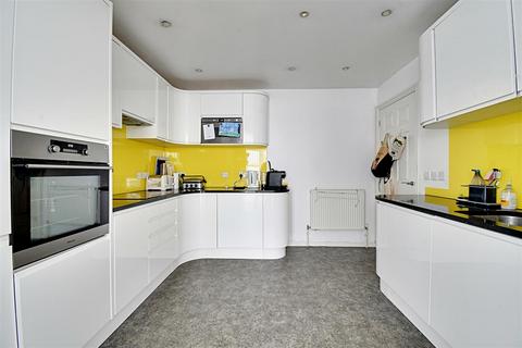 undefined, Admiral Street, Hertford SG13