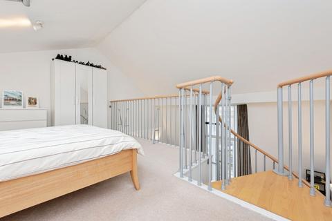 undefined, 8 Whitton Road, Twickenham, TW1