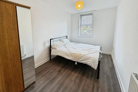 2 bedroom flat for sale, Palatine Road, West Didsbury, Manchester, M20