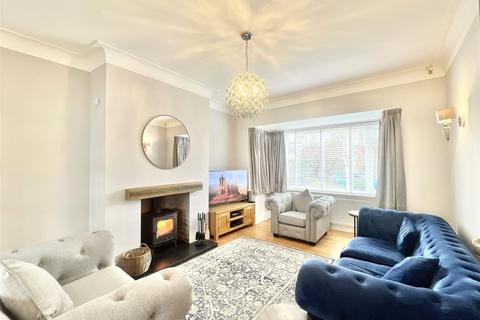 4 bedroom semi-detached house for sale, Denewell Avenue, Low Fell, Gateshead, NE9