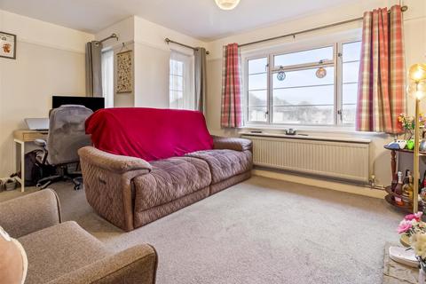 3 bedroom flat for sale, Anscombe Road, Worthing