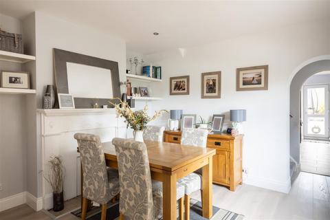 undefined, Lesbourne Road, Reigate